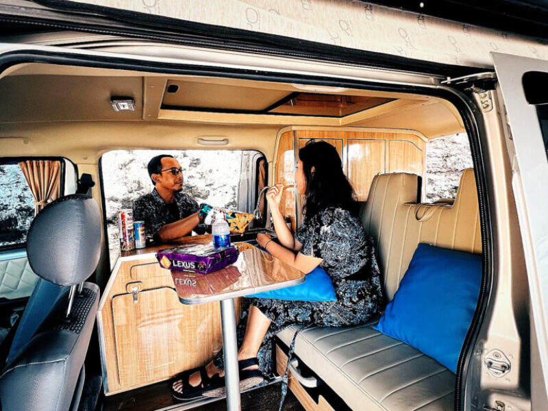 CAMPERVAN (8) CAMPERVAN (8)